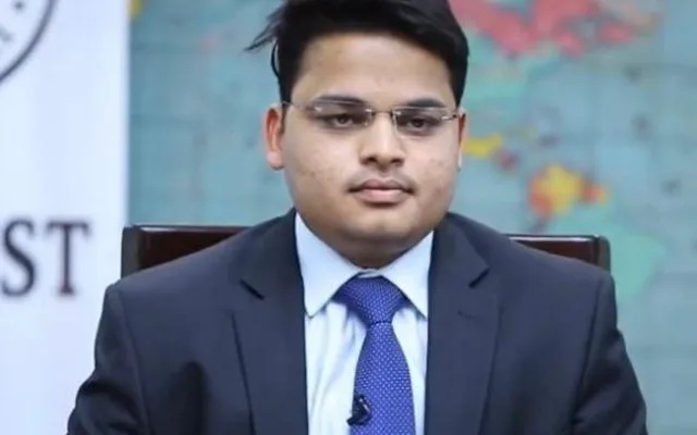 Mridul Shivhare (AIR-247 CSE-21) PSIR + Comprehensive Strategy